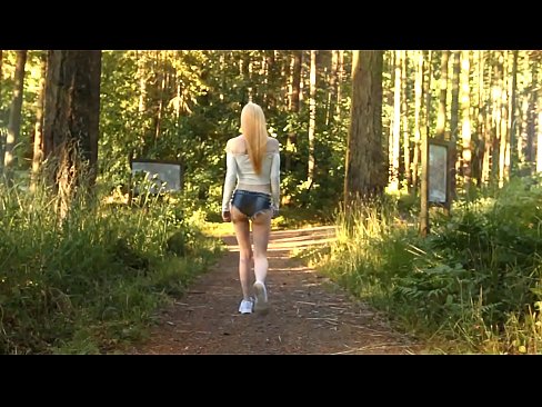 ❤️ Bella donna si muove lentamente, video non nudo Slutsal it.tukifporno.ru ❌